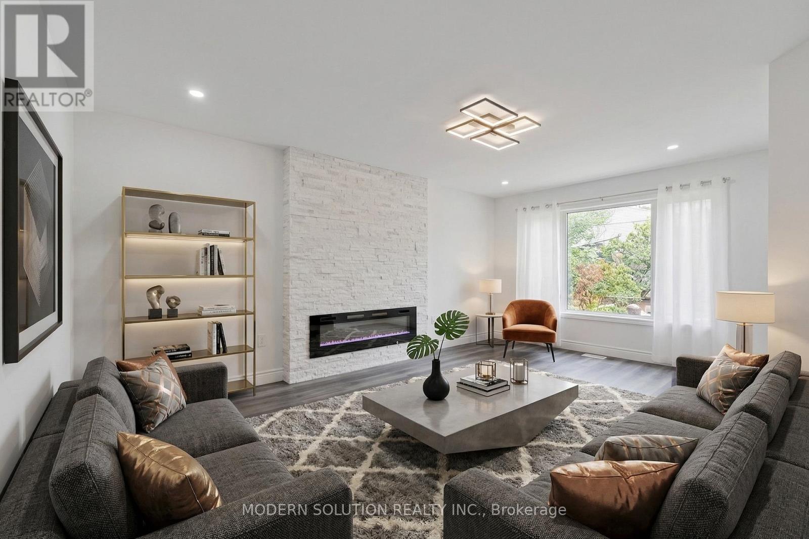 168 FUSILIER DRIVE - 18