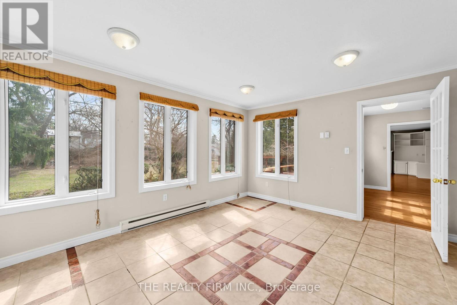 15 MAYFAIR DRIVE Property Photo