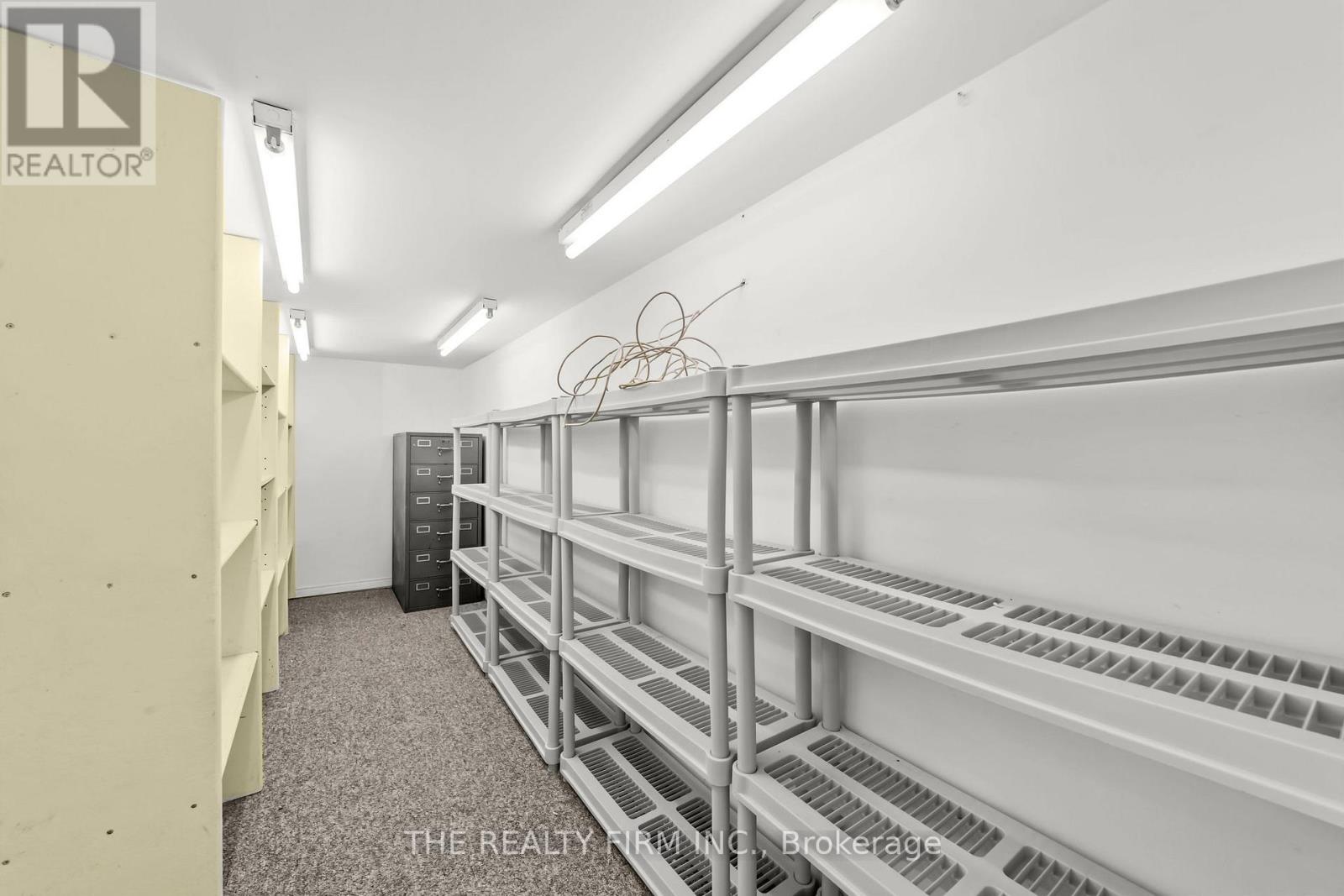 15 MAYFAIR DRIVE Property Photo