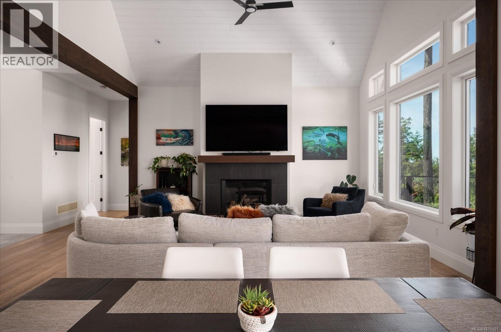 7336 High Ridge Cres, Lantzville