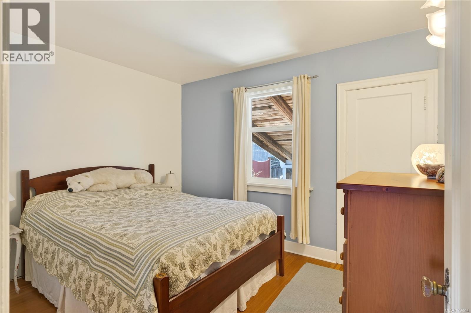 225 Harvey St - 25