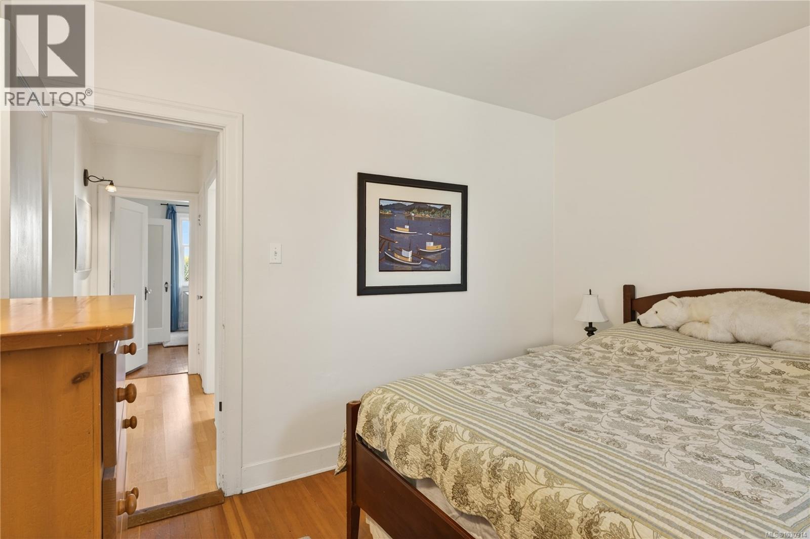 225 Harvey St - 26