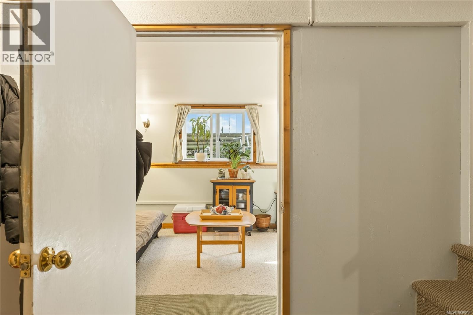 225 Harvey St - 46