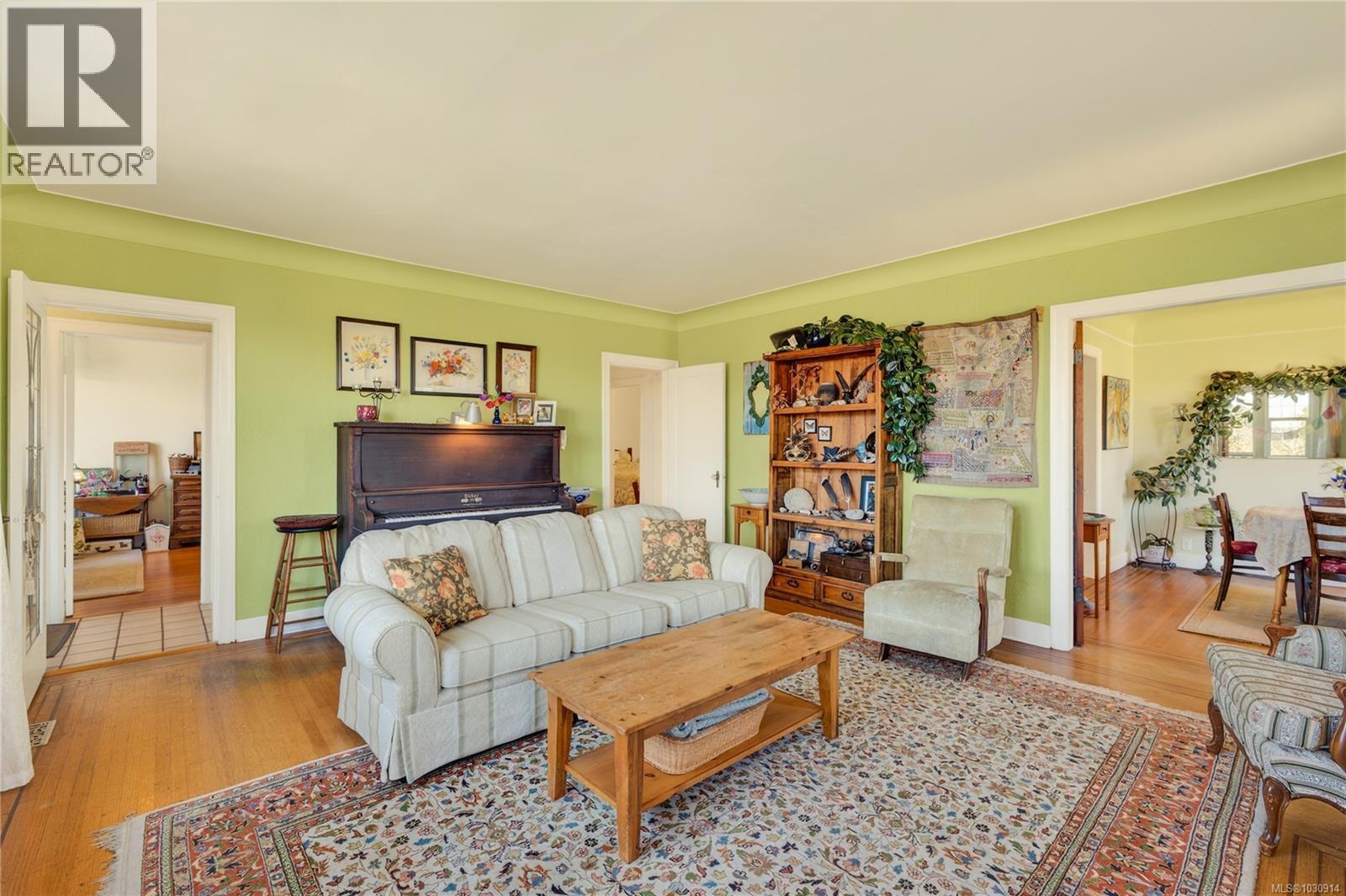 225 Harvey St - 7