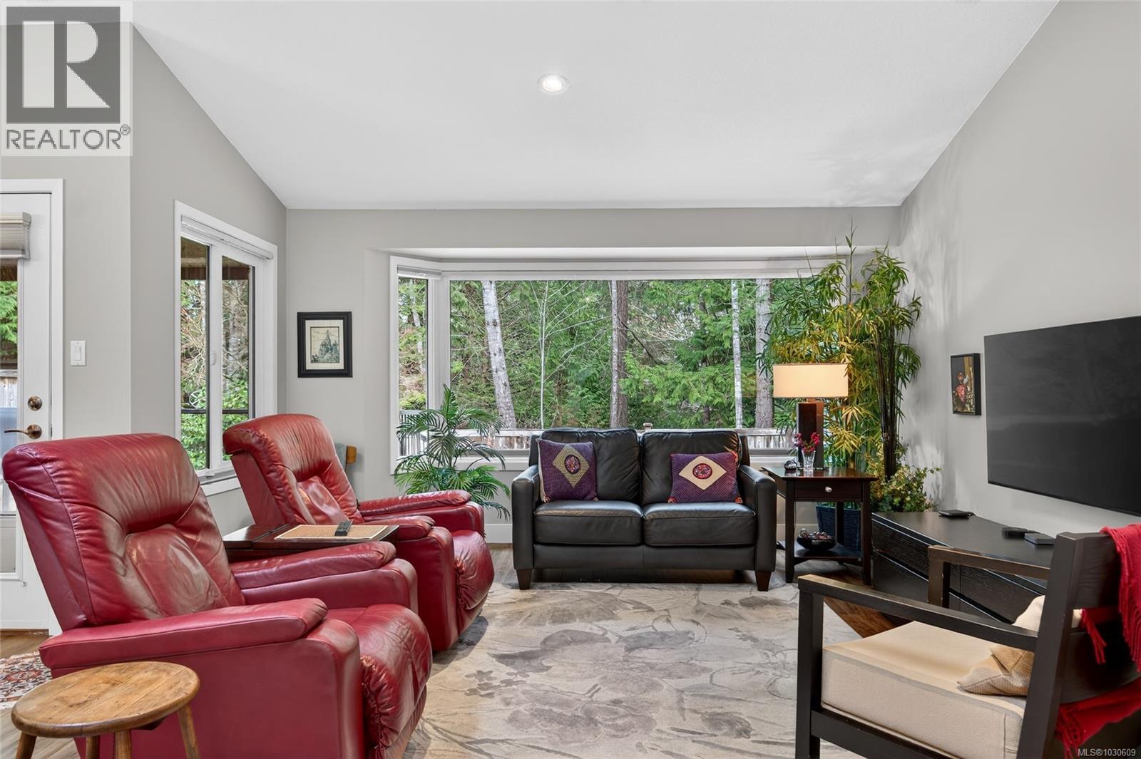 #2 885 BERWICK RD S - 20