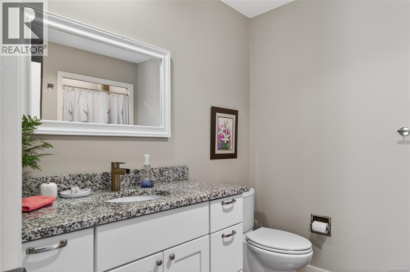 #2 885 BERWICK RD S - 29