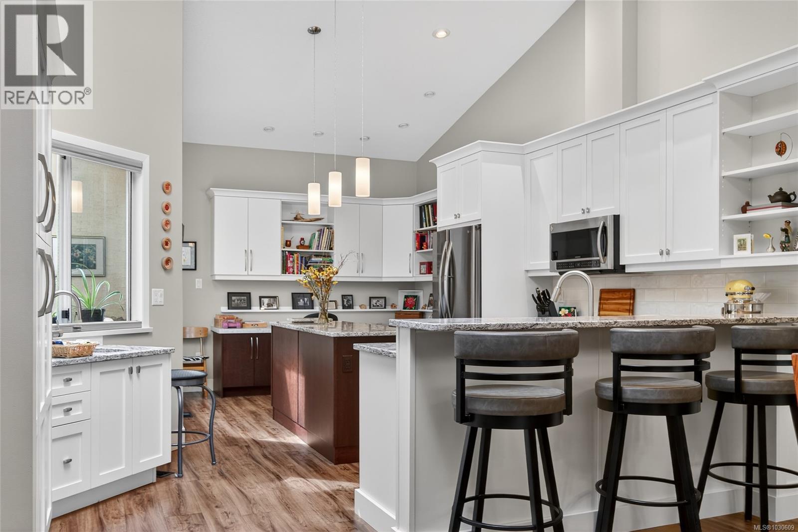 #2 885 BERWICK RD S - 9