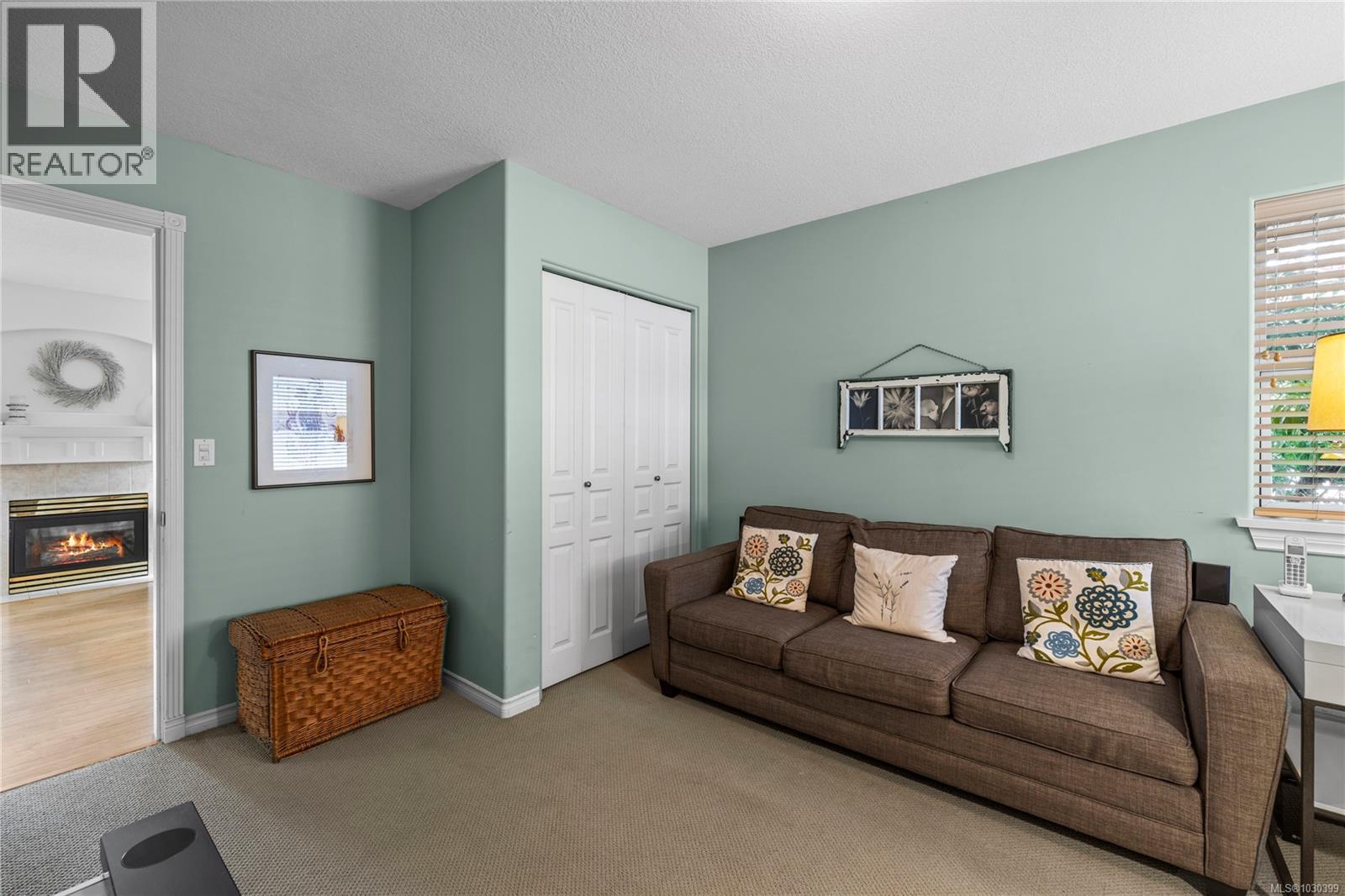 2 290 Corfield St S, Parksville