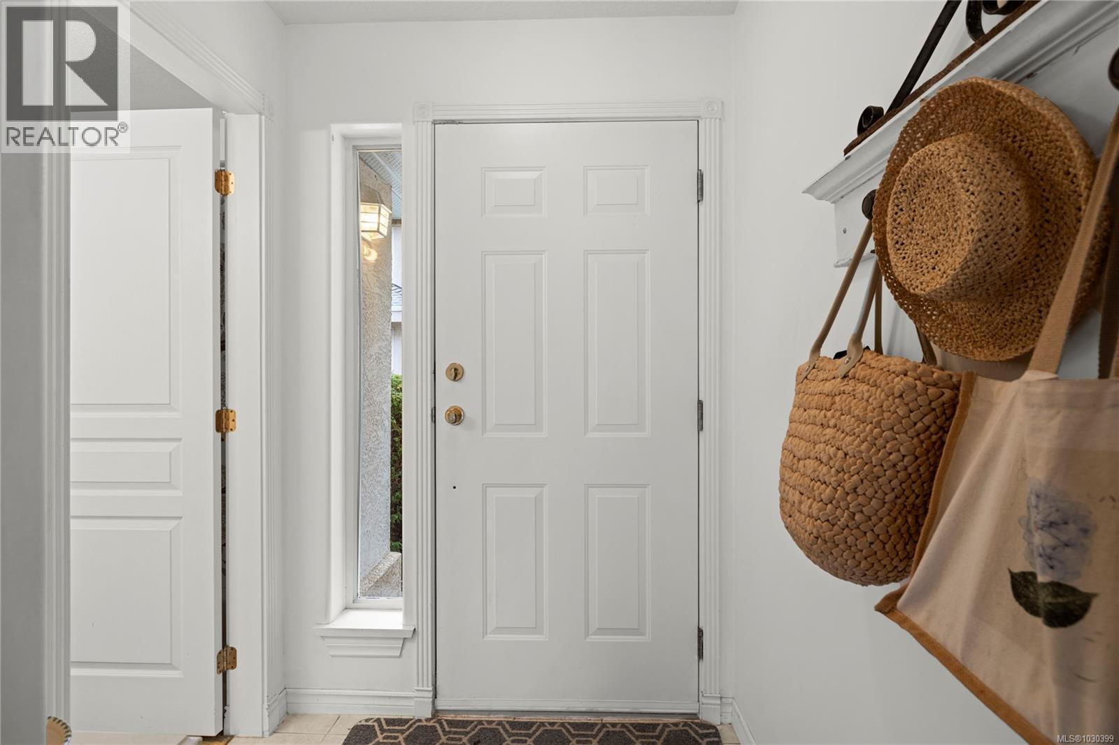 #2 290 Corfield St S - 14
