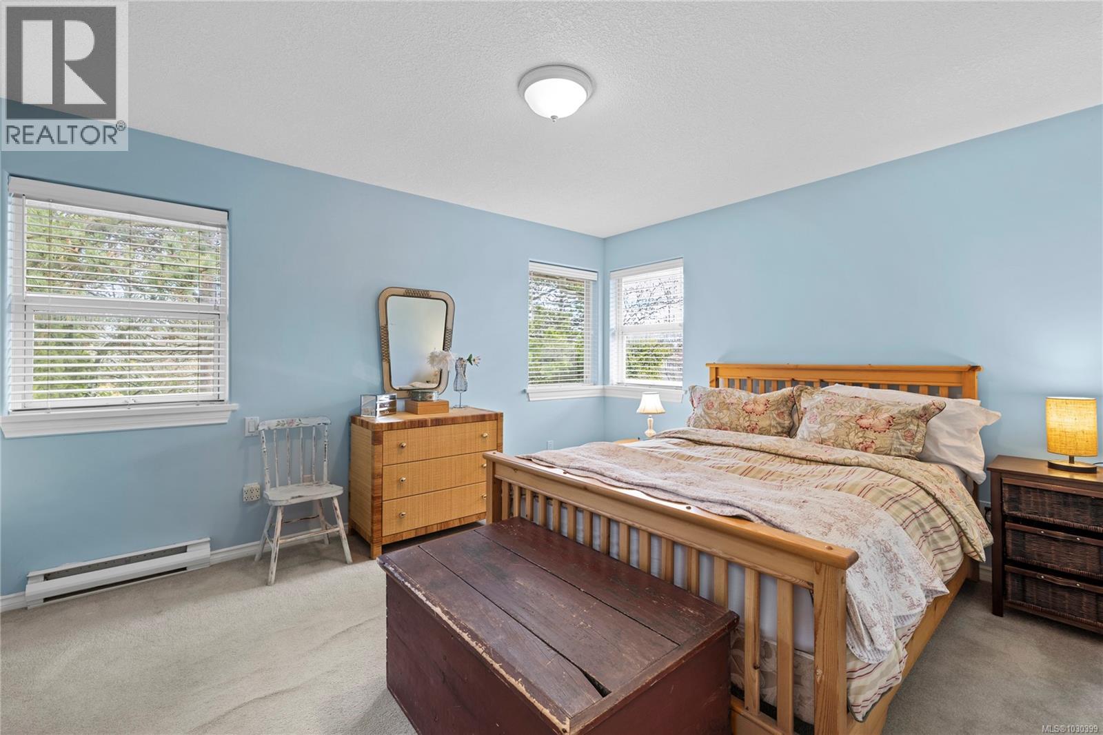 #2 290 Corfield St S - 17