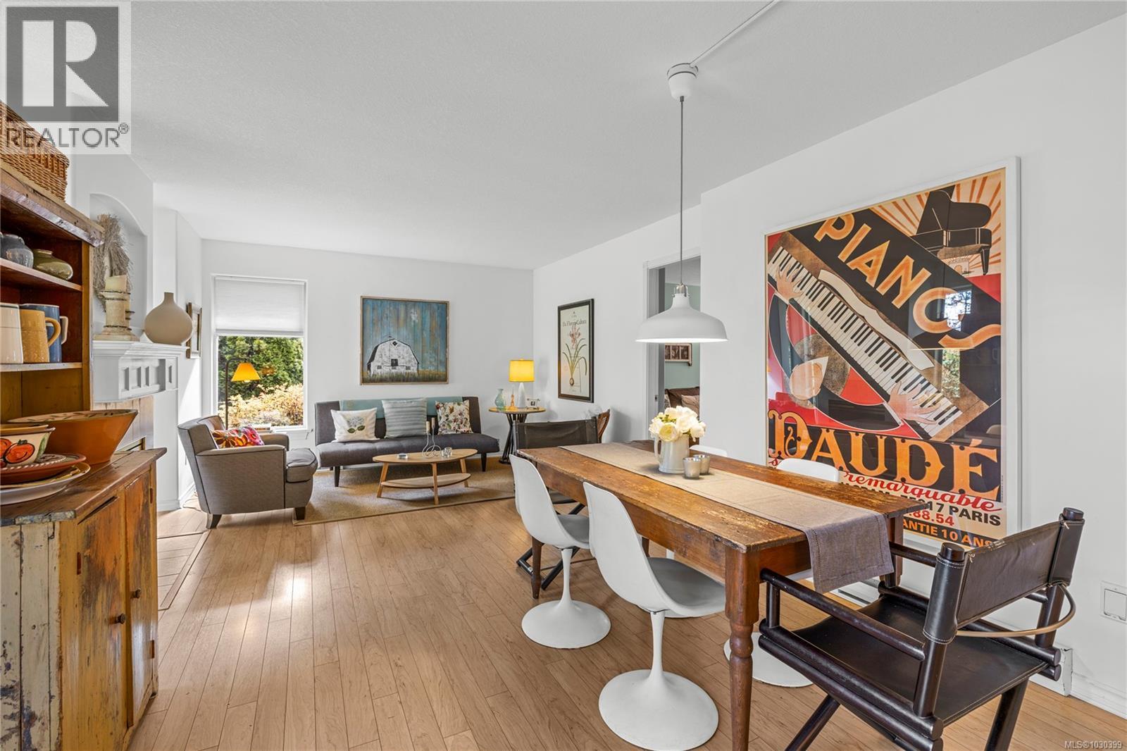 2 290 Corfield St S, Parksville