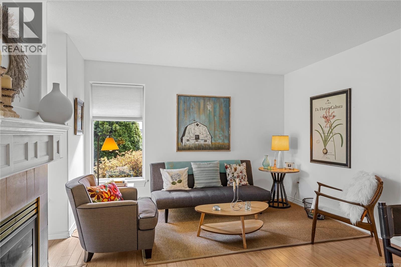 2 290 Corfield St S, Parksville