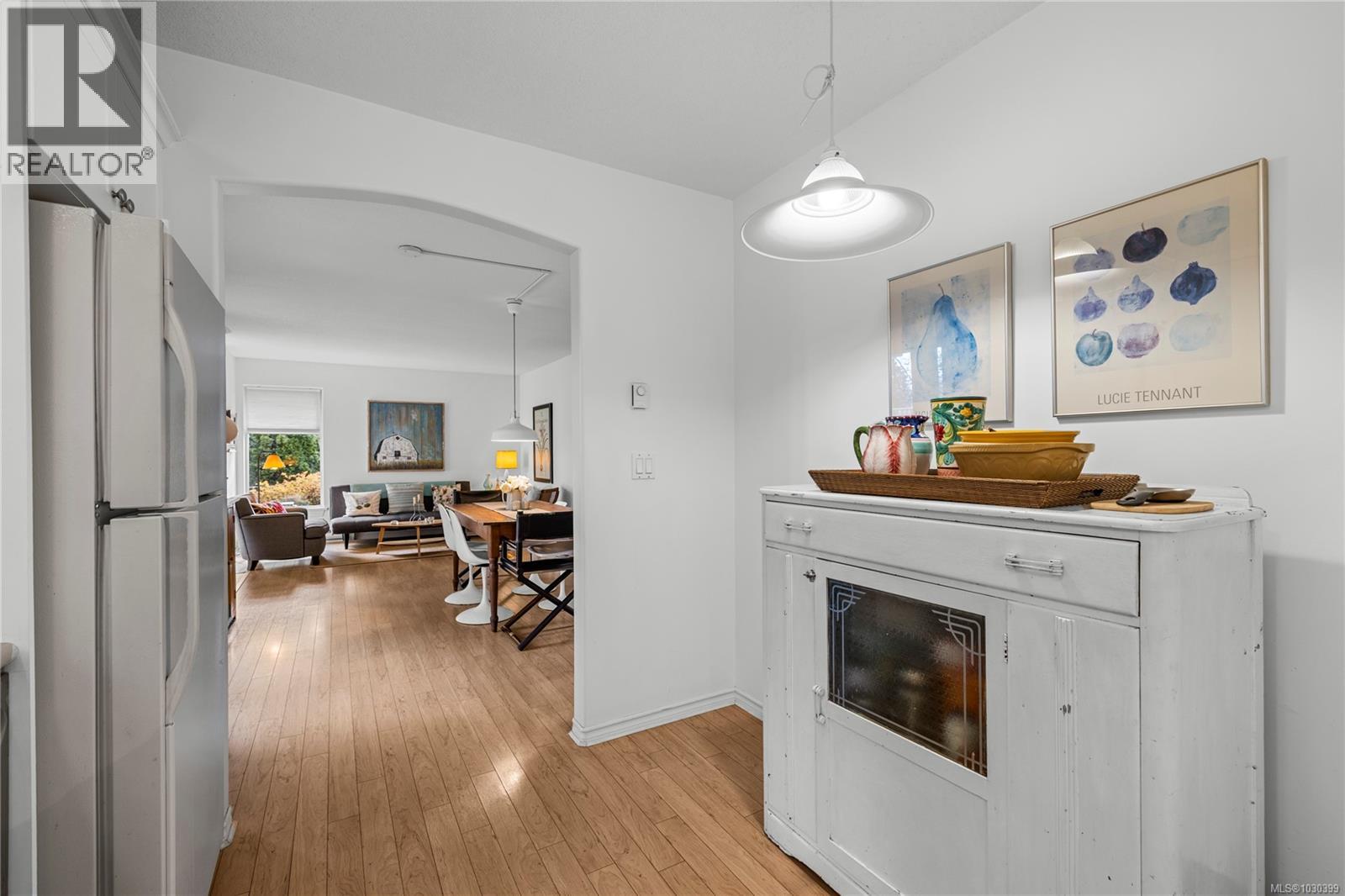 #2 290 Corfield St S - 34