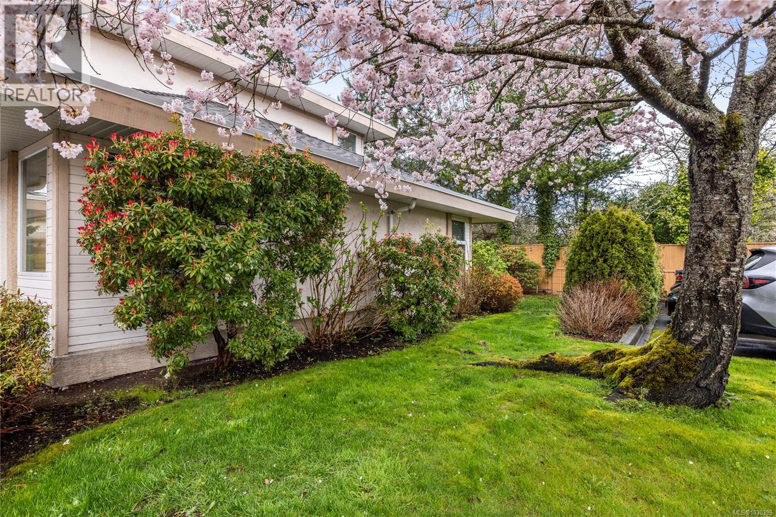 #2 290 Corfield St S - 35