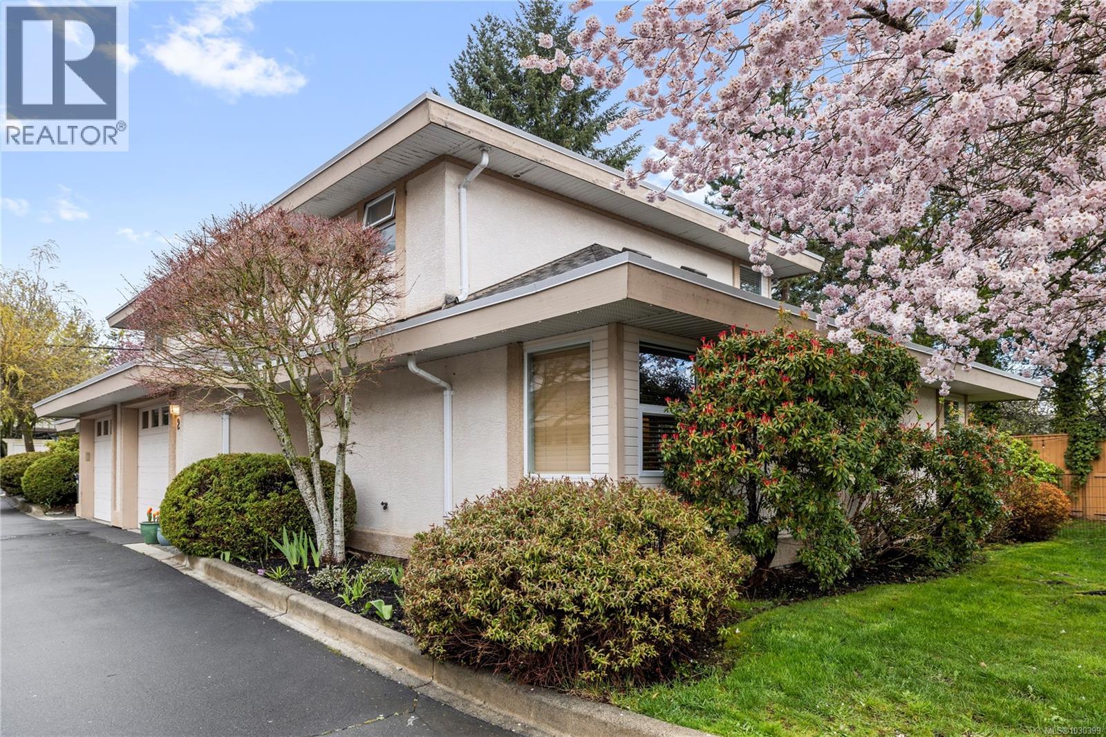 2 290 Corfield St S, Parksville