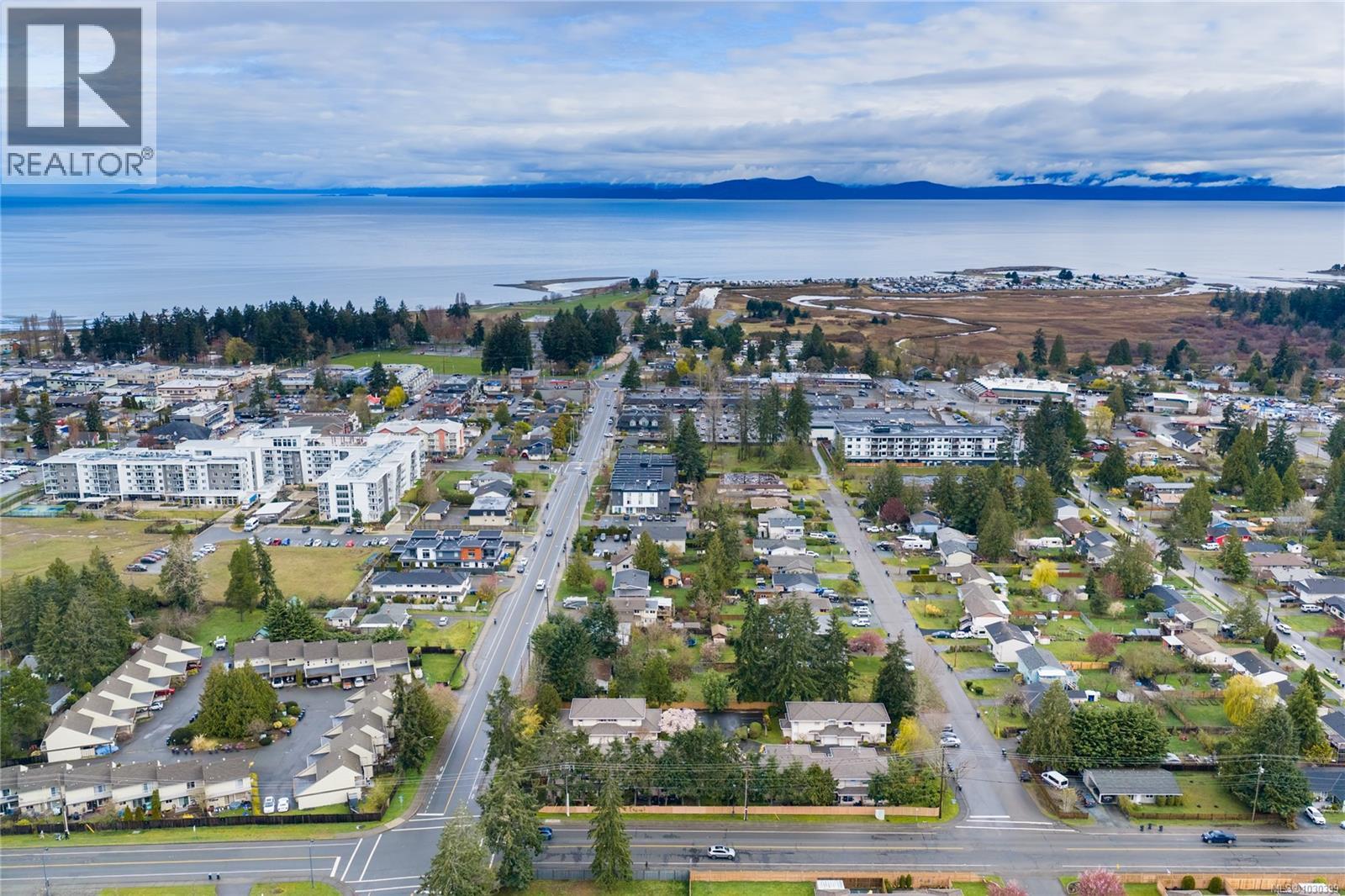 2 290 Corfield St S, Parksville