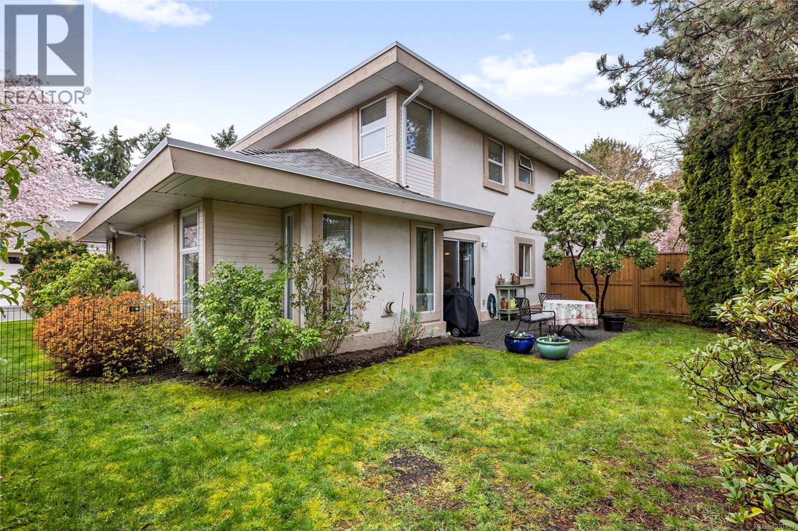 2 290 Corfield St S, Parksville