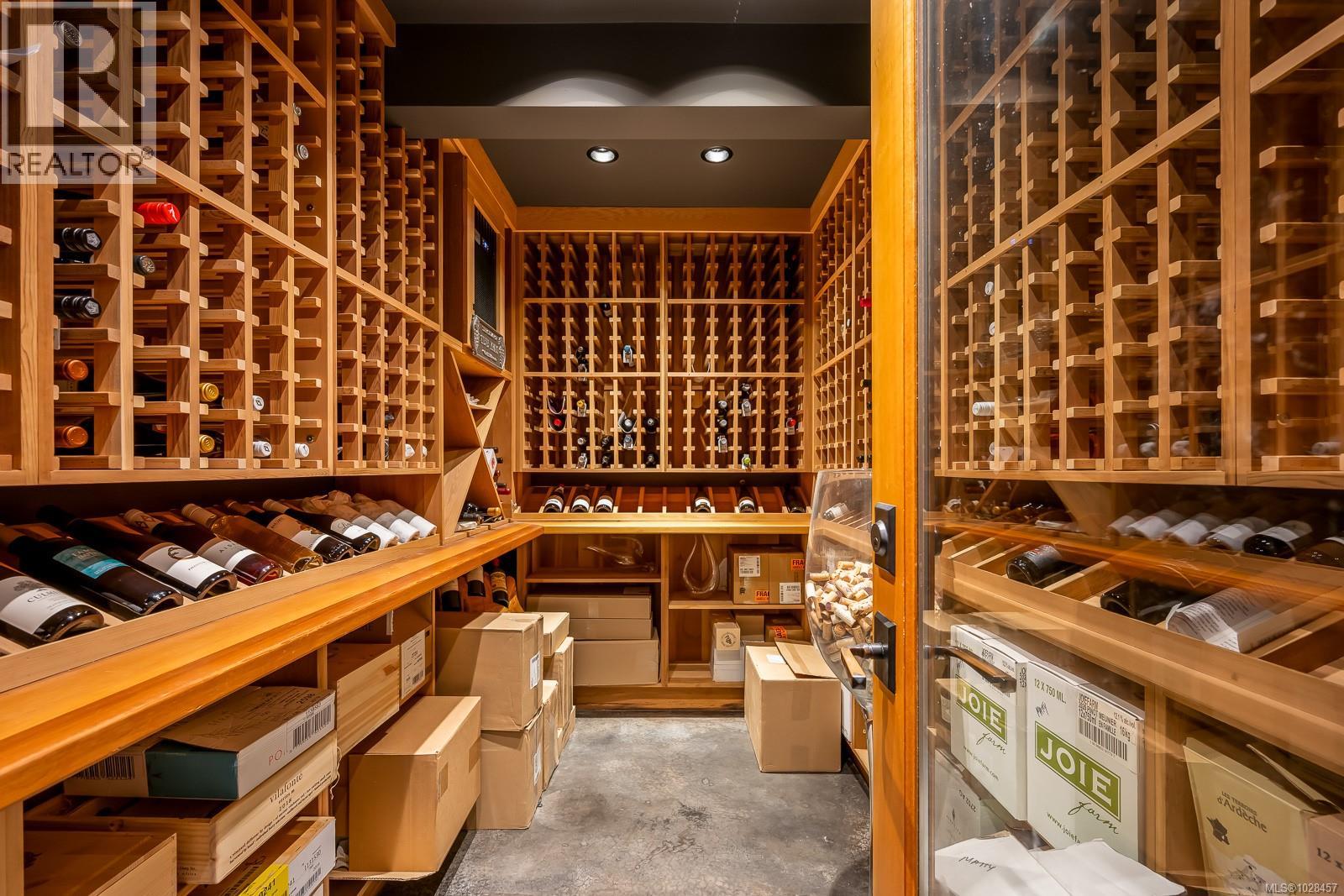 1257 Lynn Rd, Tofino