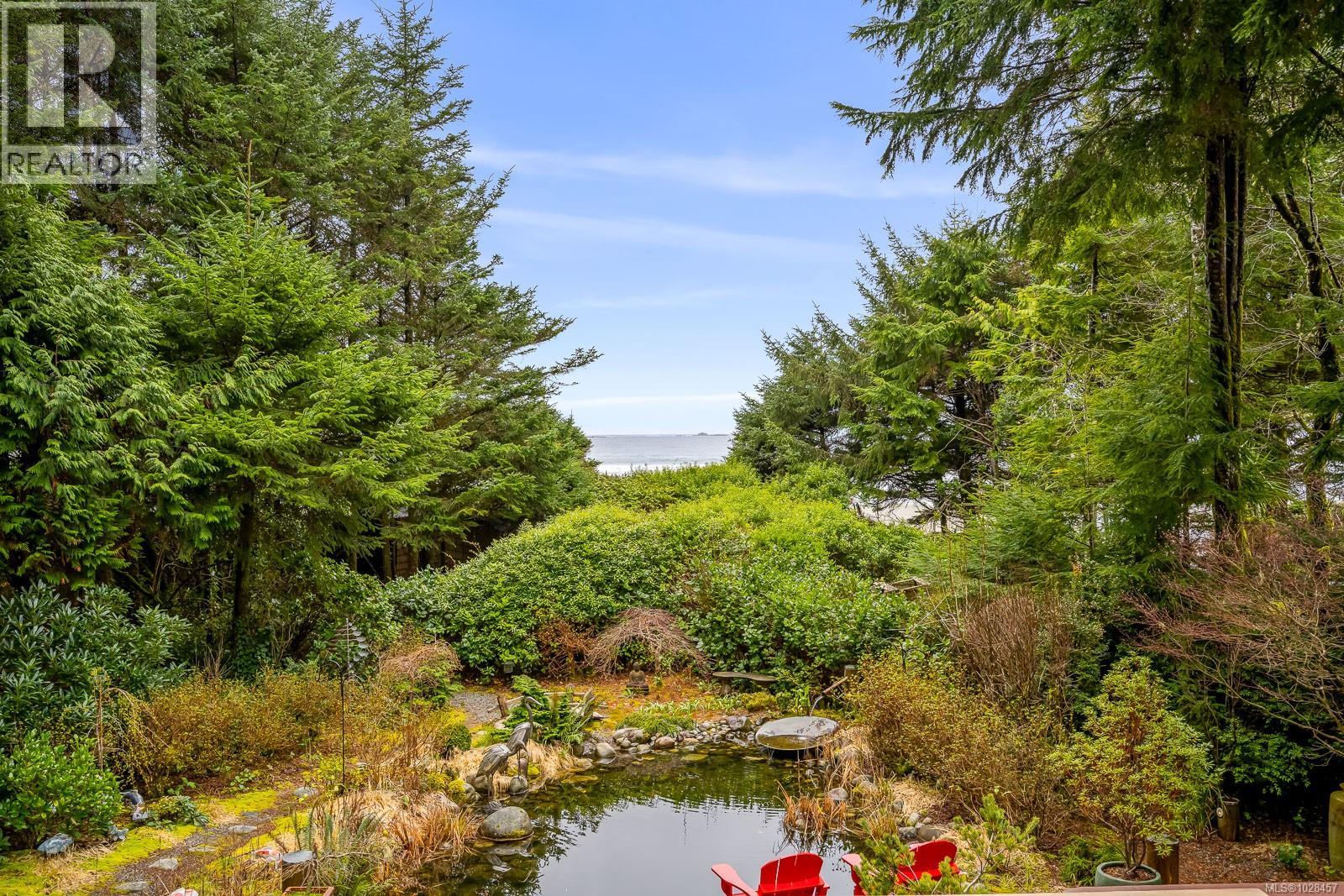 1257 Lynn Rd, Tofino