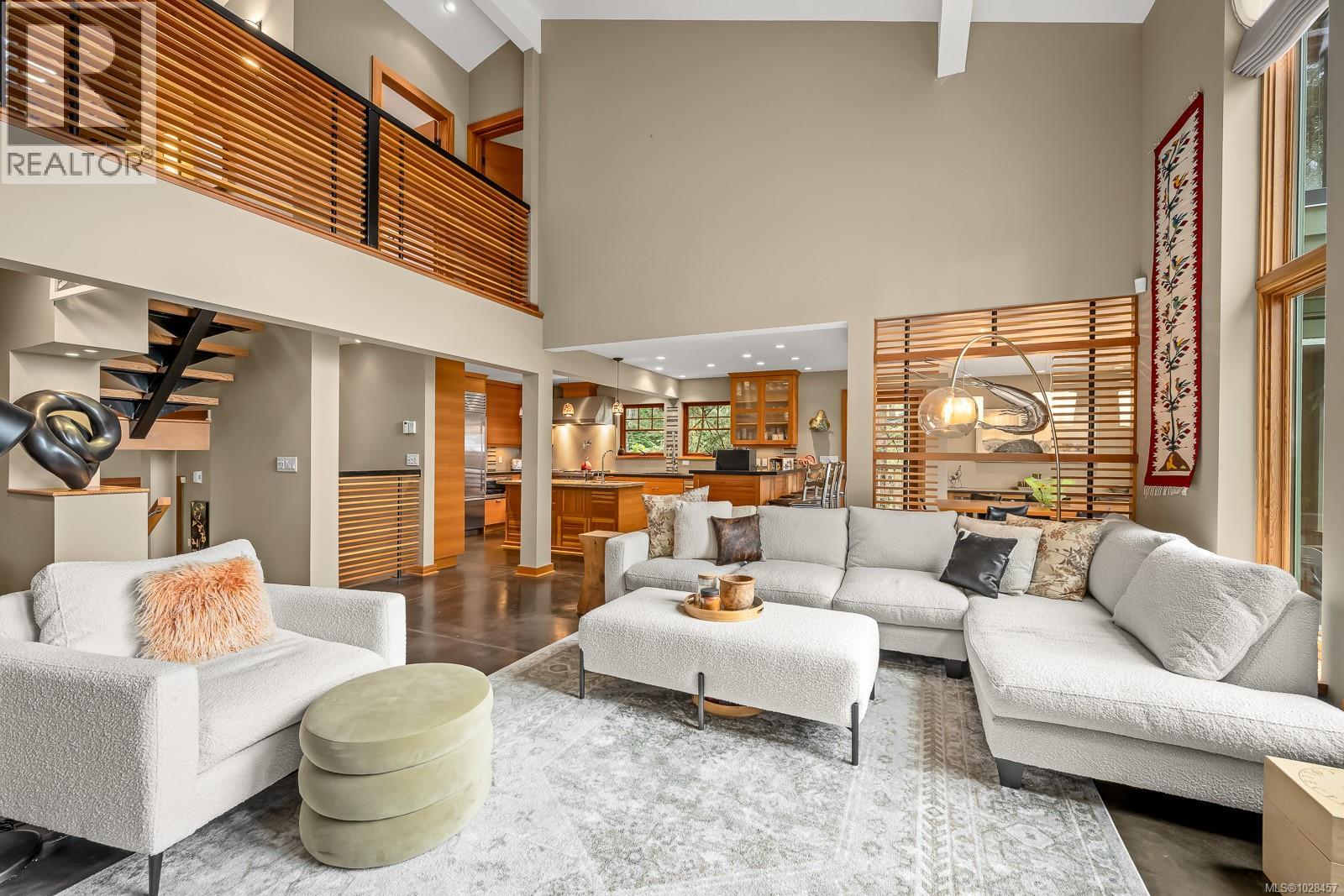 1257 Lynn Rd, Tofino