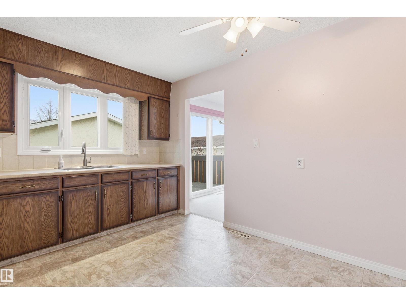 16303 111 ST NW, Edmonton