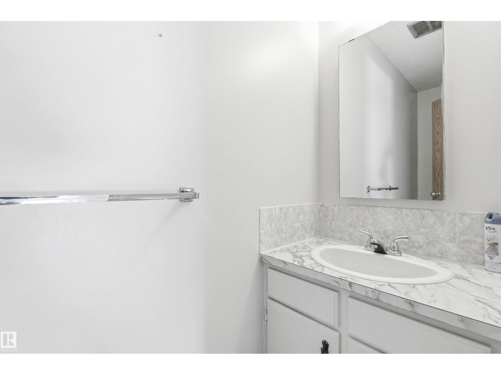 16303 111 ST NW, Edmonton