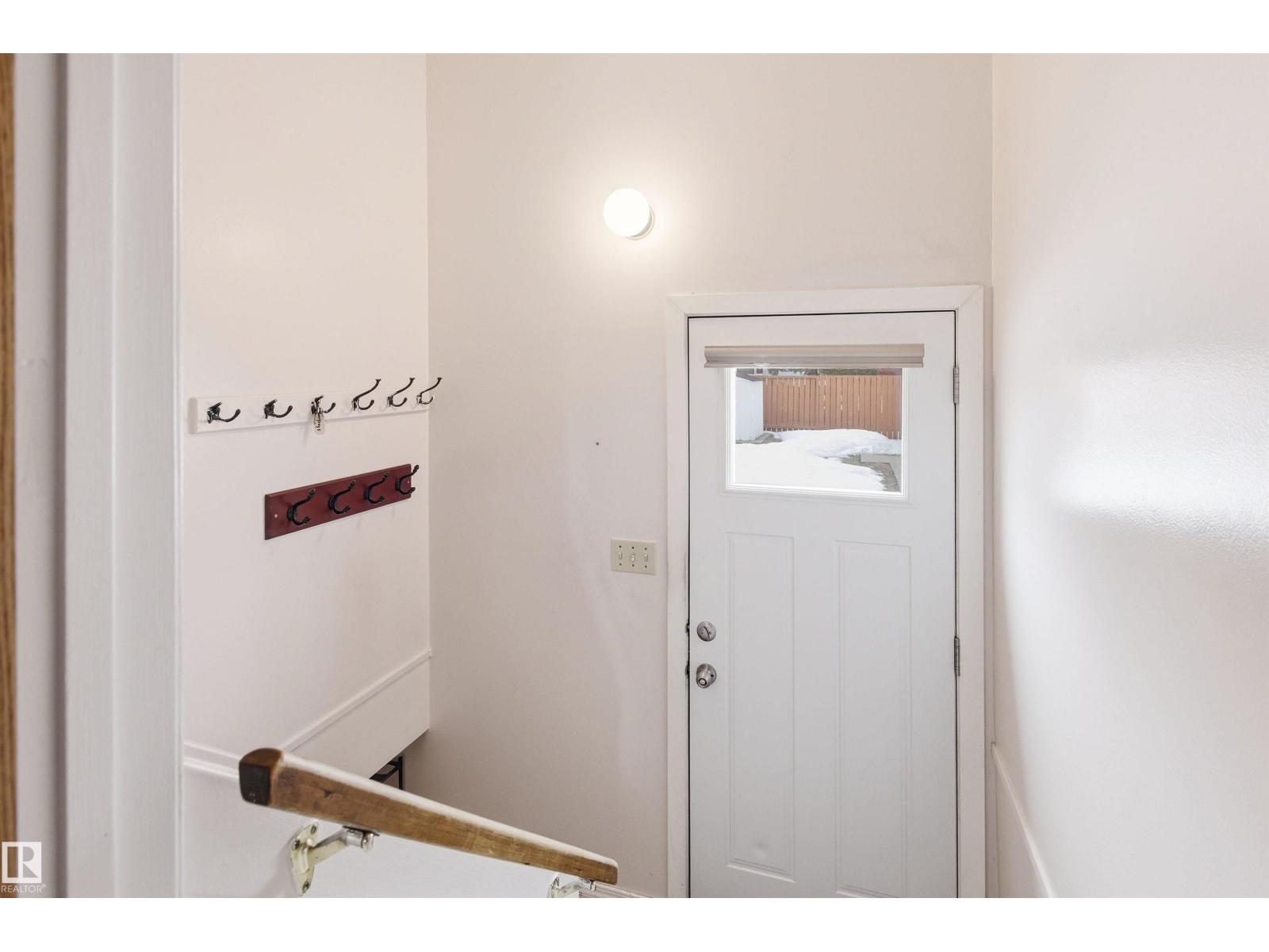 16303 111 ST NW, Edmonton