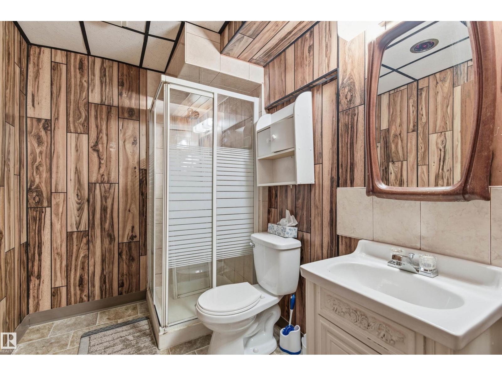 16303 111 ST NW, Edmonton