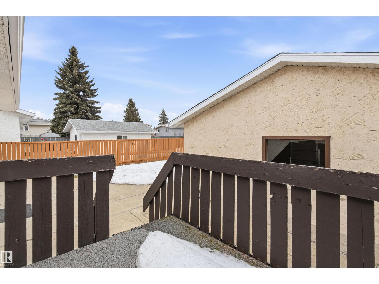 16303 111 ST NW, Edmonton