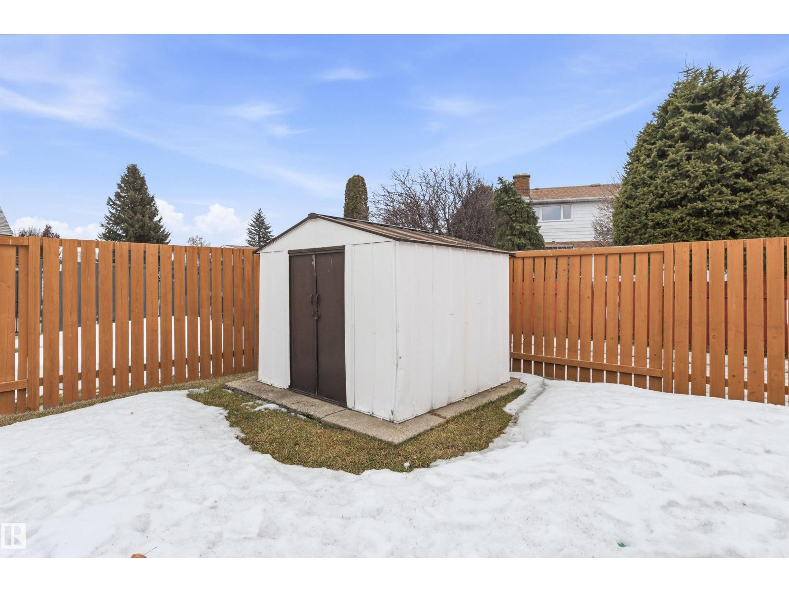 16303 111 ST NW, Edmonton