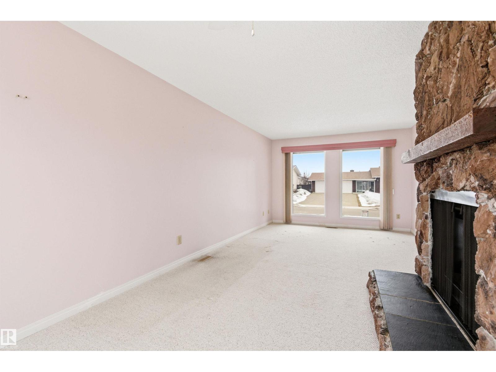 16303 111 ST NW, Edmonton