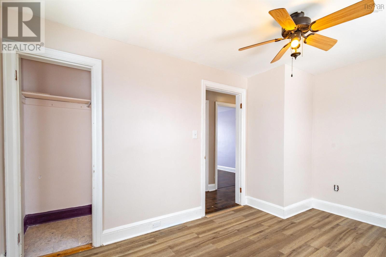 Property 22 of 31 of 133 Broadway