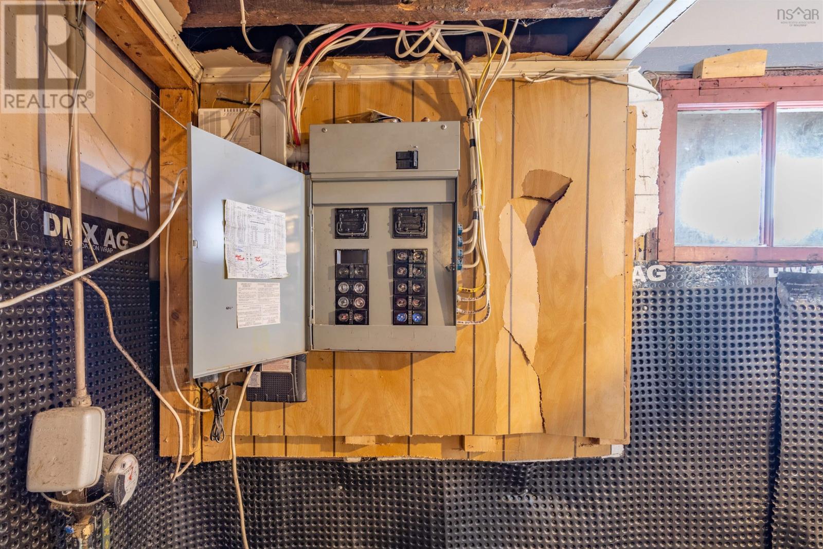 Property 30 of 31 of 133 Broadway