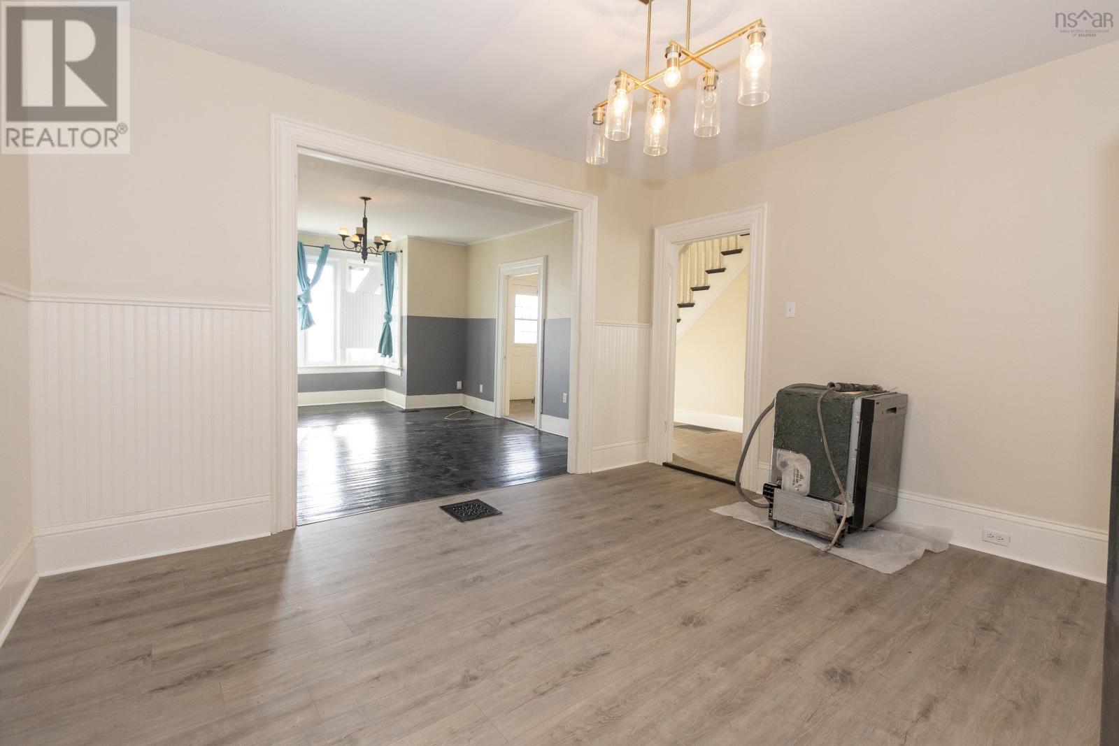 Property 9 of 28 of 22-24 Croft Street