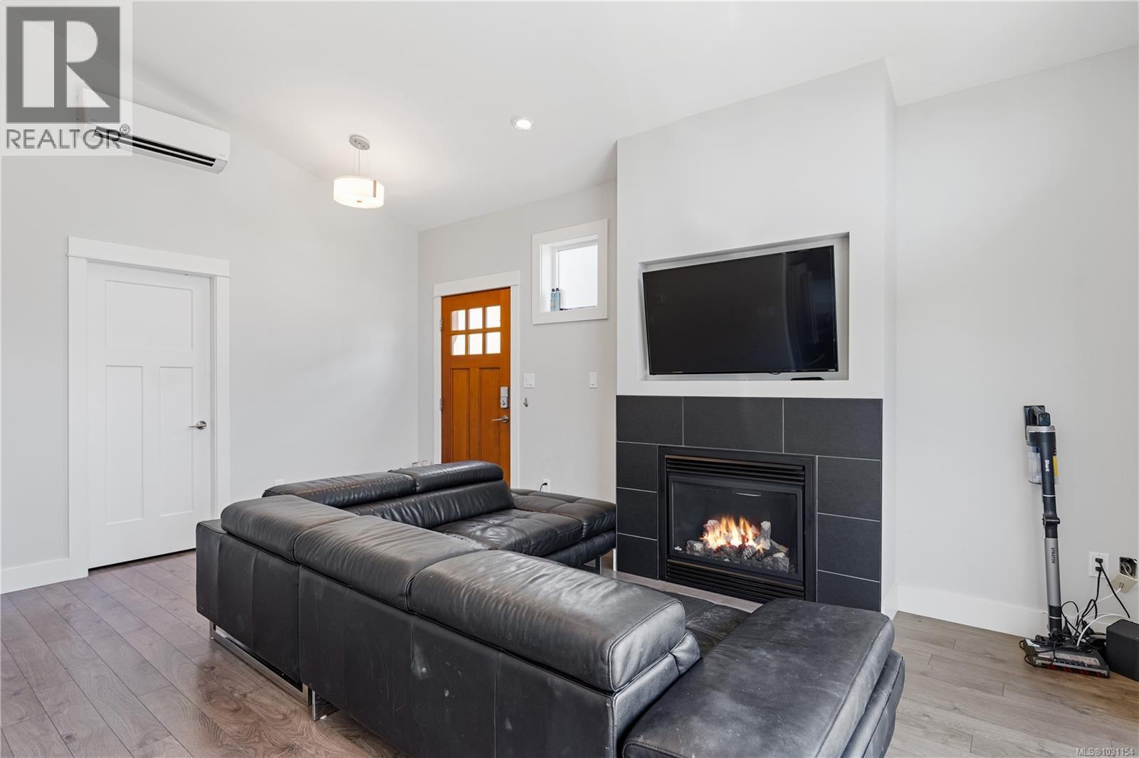 7477 Cottage Way, Lake Cowichan