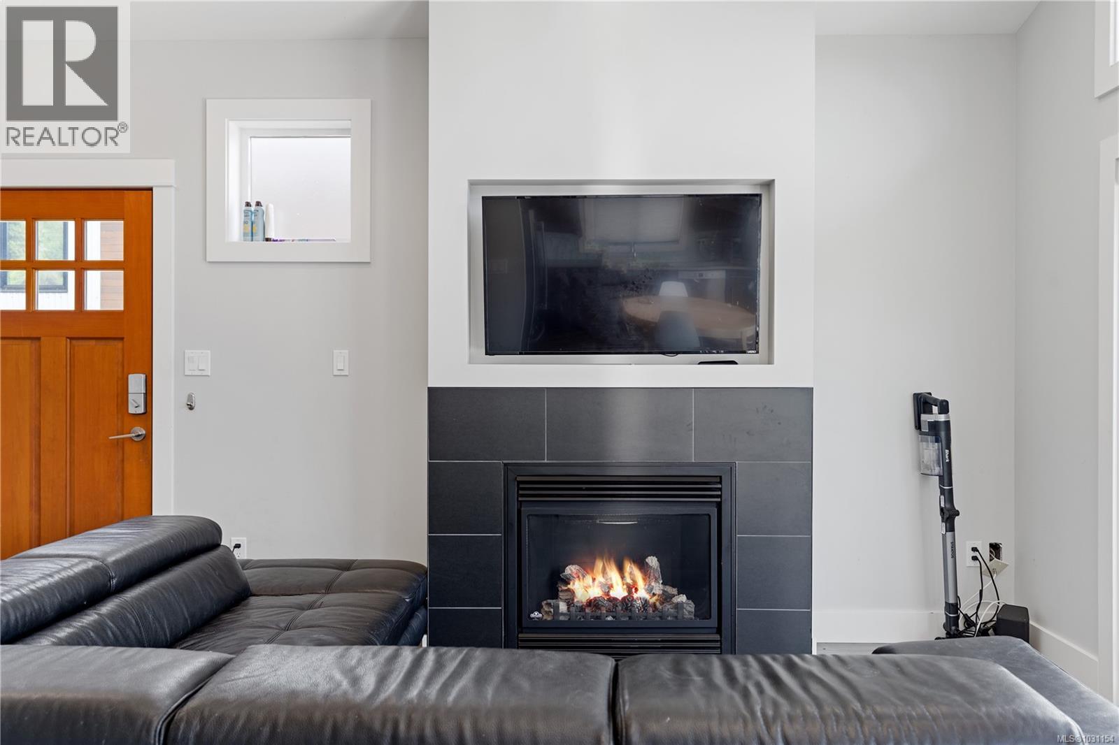 7477 Cottage Way, Lake Cowichan