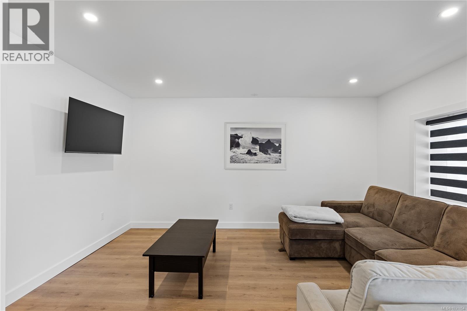 7477 Cottage Way, Lake Cowichan