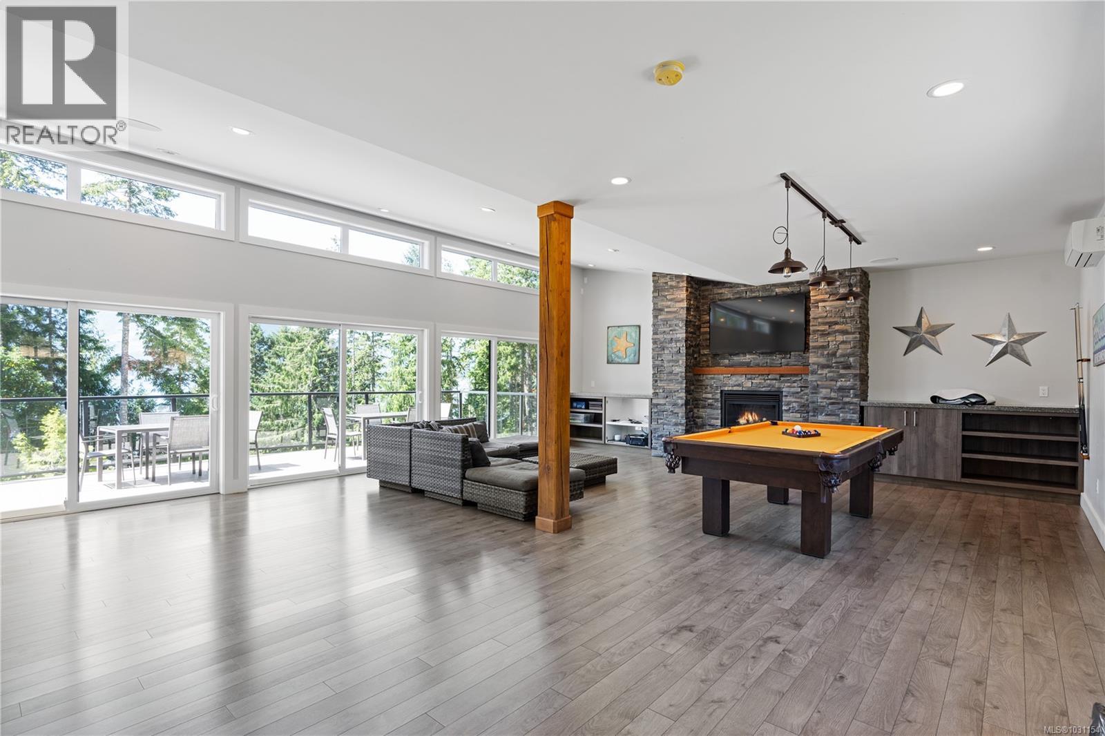 7477 Cottage Way, Lake Cowichan