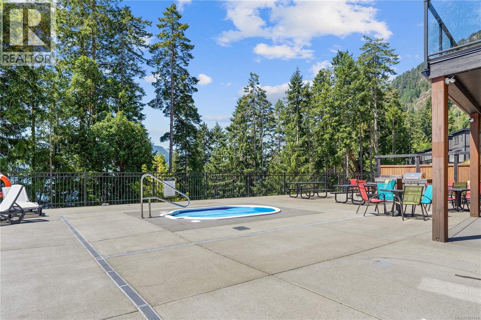 7477 Cottage Way, Lake Cowichan