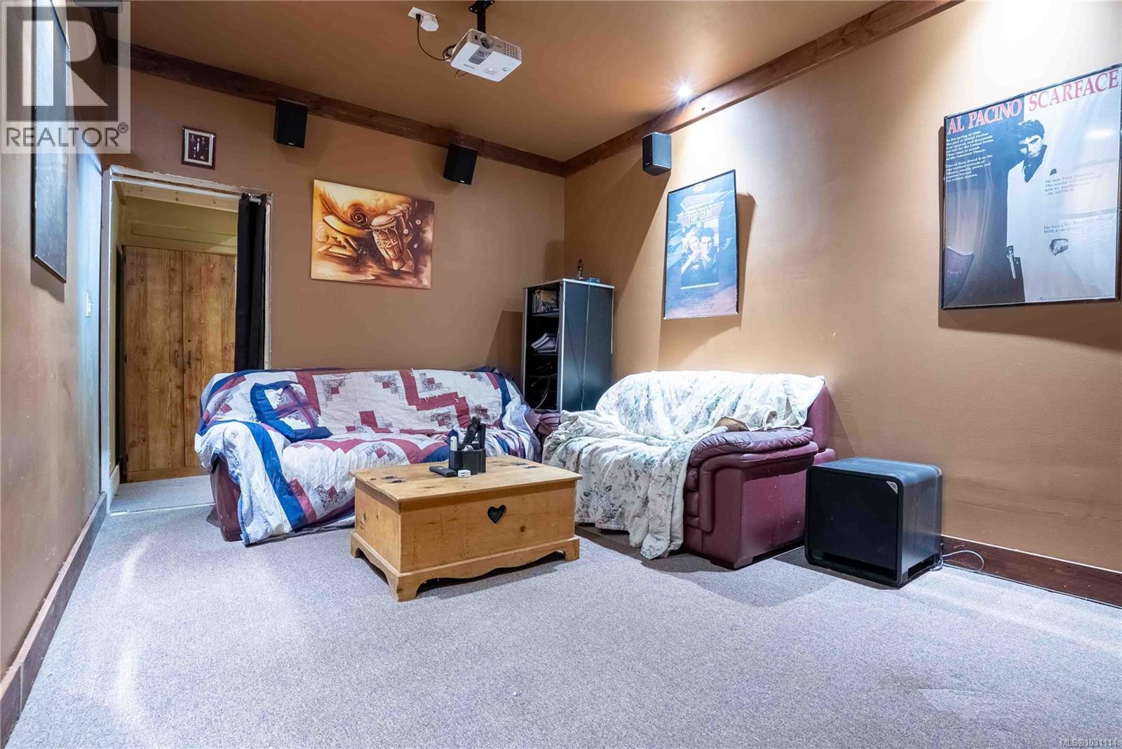 4591 HOWIE RD N - 18