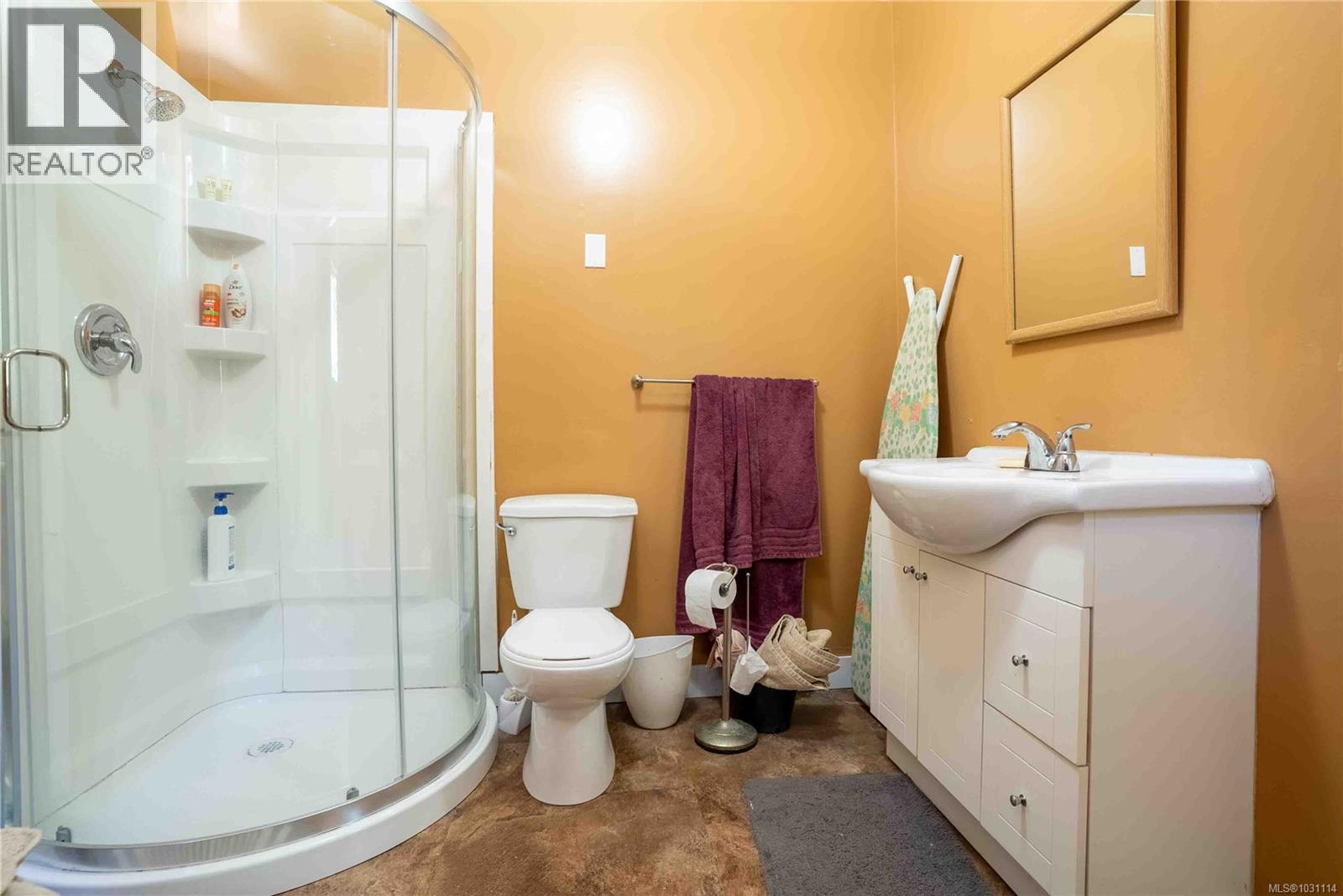 4591 HOWIE RD N - 24