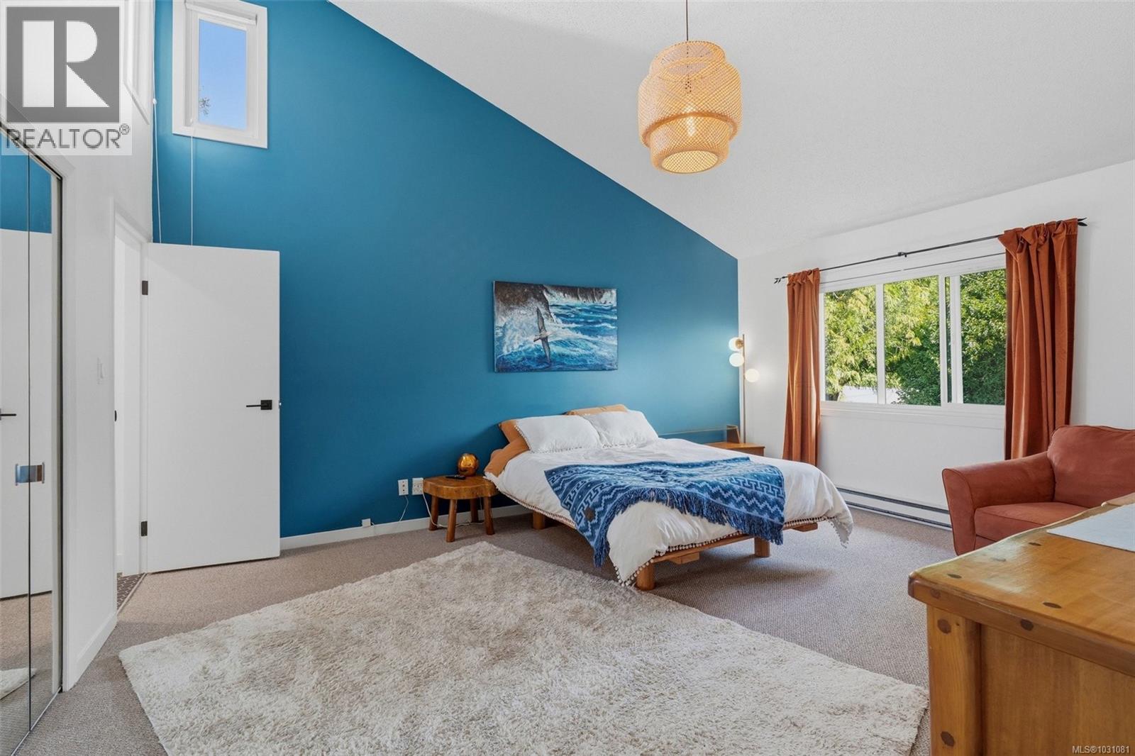 877 Kindersley Rd, Esquimalt