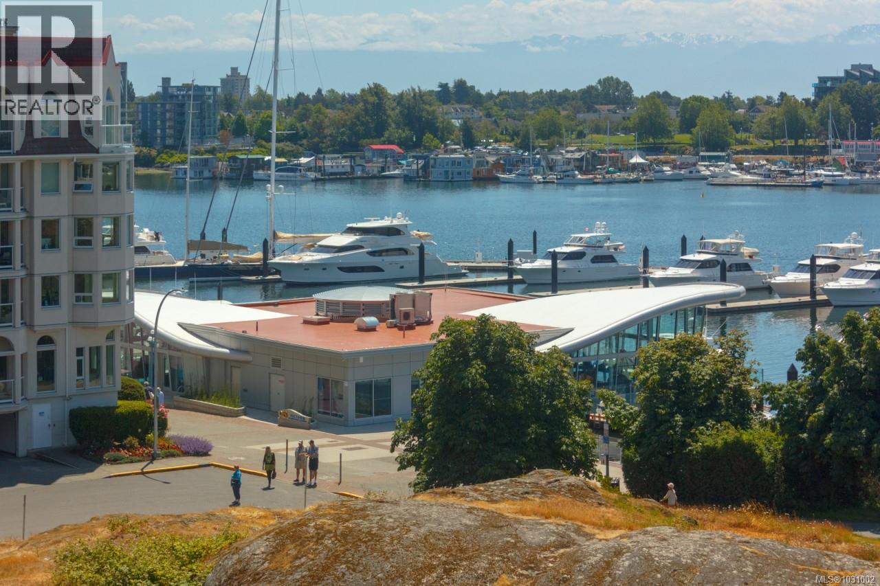 502 75 Songhees Road, Victoria