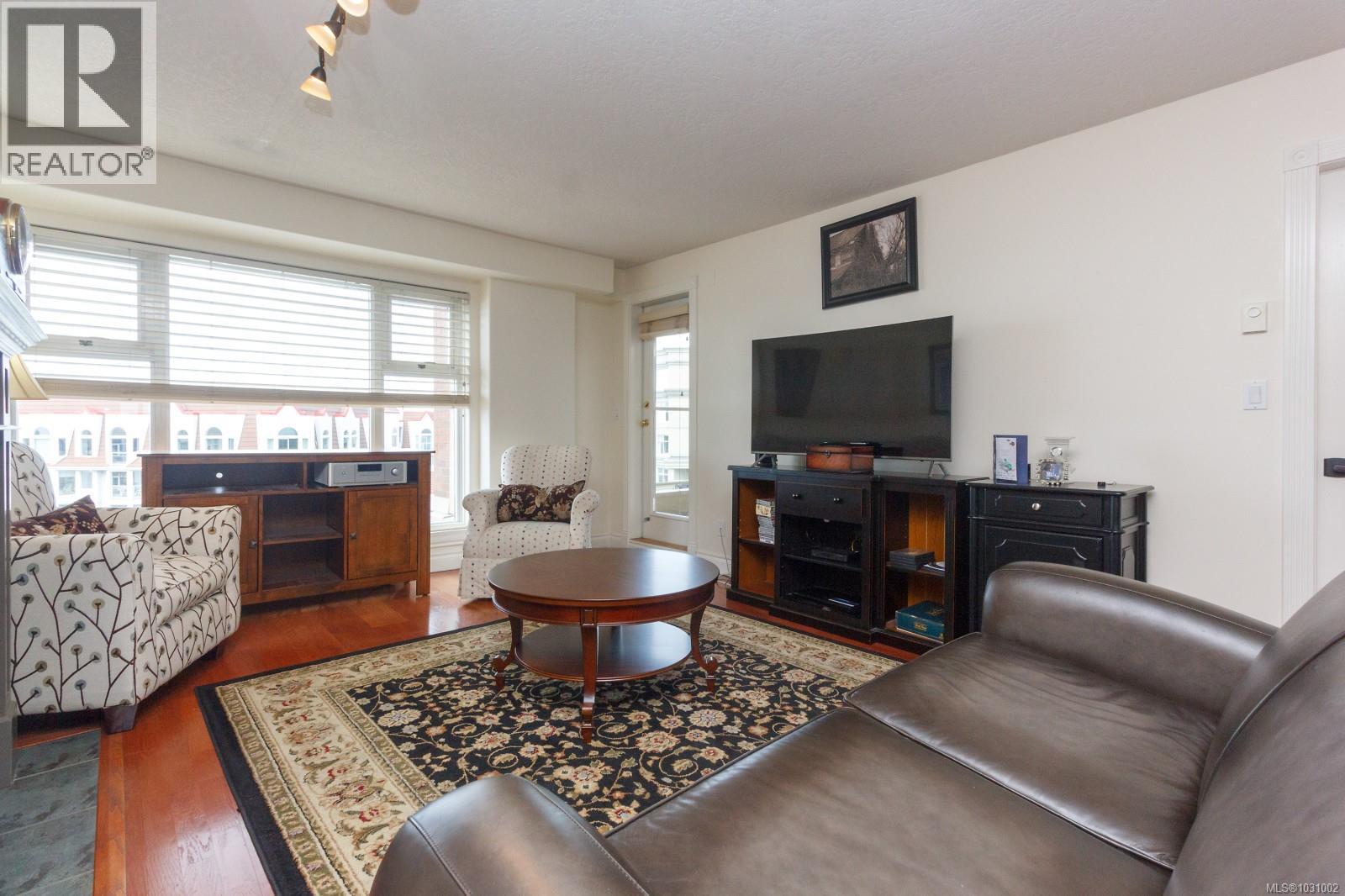 502 75 Songhees Road, Victoria