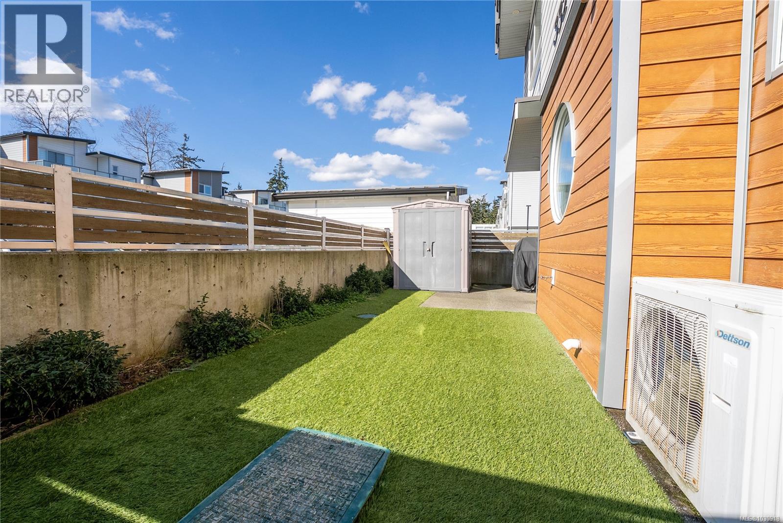 101 3321 Radiant Way, Langford