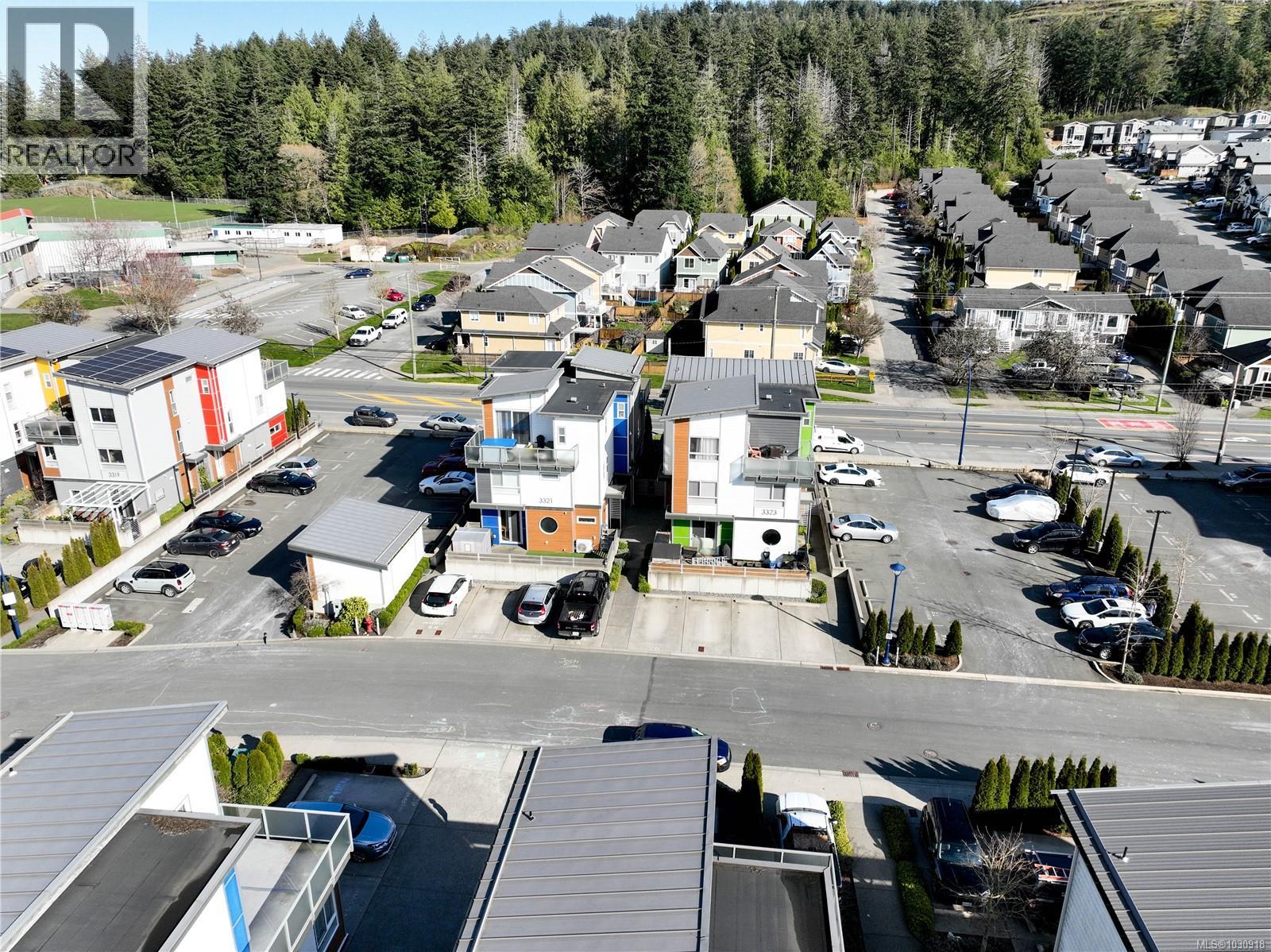 101 3321 Radiant Way, Langford