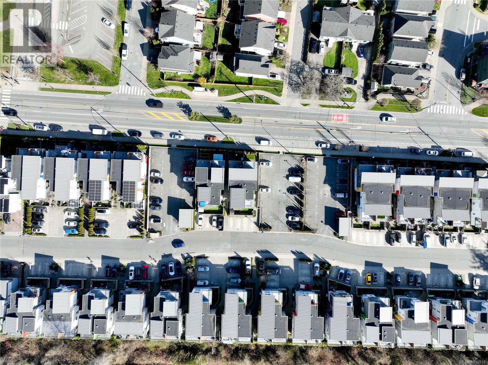 101 3321 Radiant Way, Langford