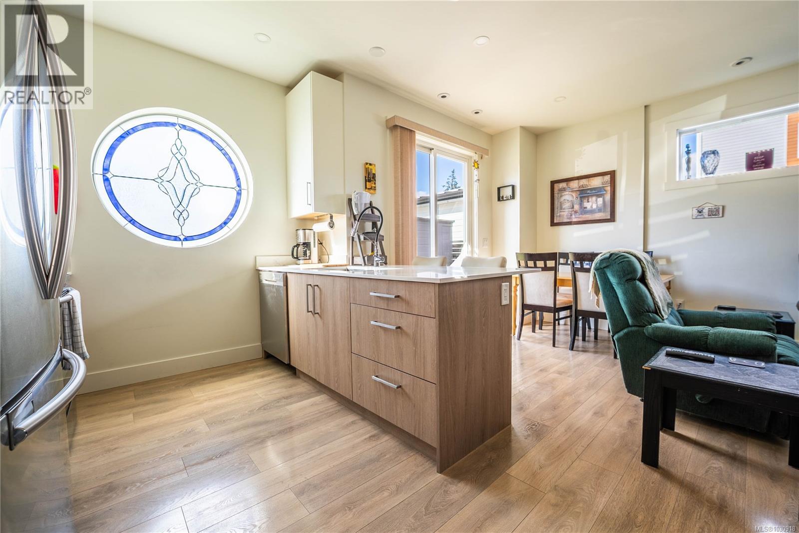 101 3321 Radiant Way, Langford