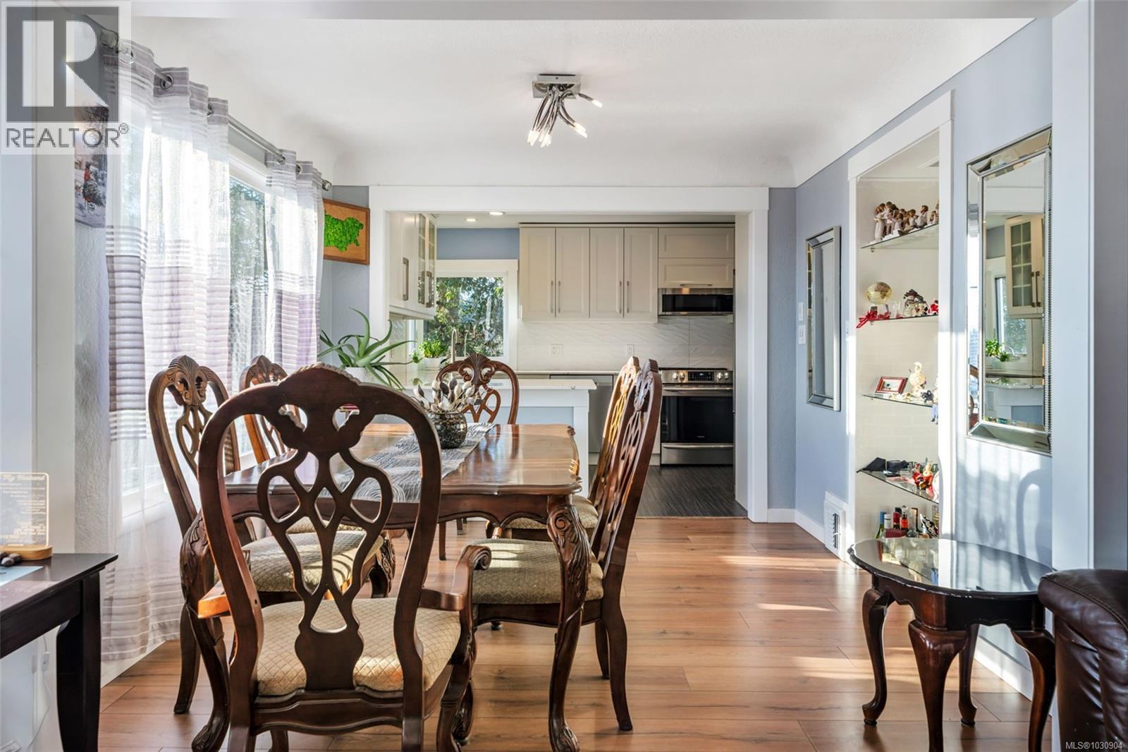 730 BURNSIDE RD W - 12