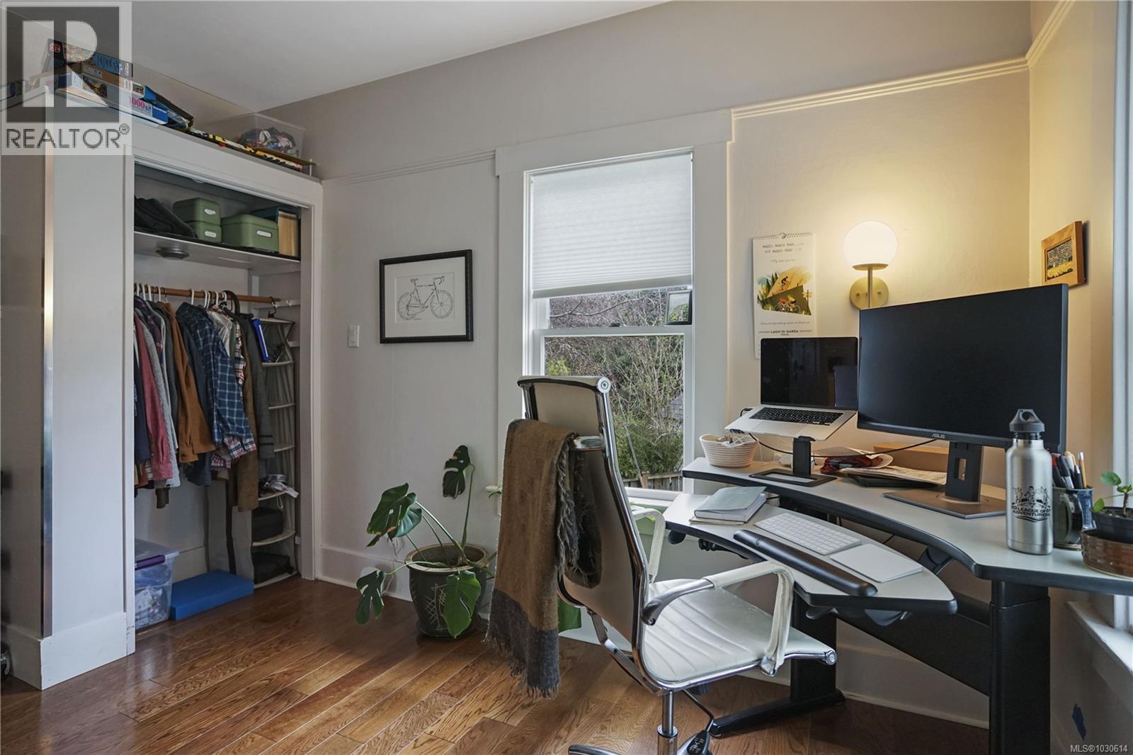 2064 QUIMPER ST - 23